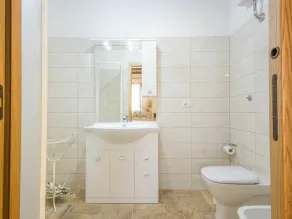 Cosy apartment in villa for 7 people with WIFI, A/C, terrace and pets allowed - Image 3