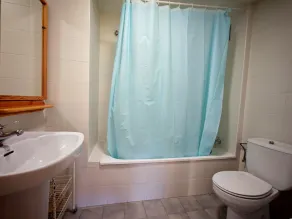 Bright apartment with garden Besiberri 6 - Image 2