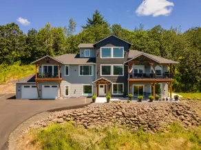 Perched on the Edge! Stunning Bluff with Wide River Views  @ Kalama Oaks Lodge - Image 3