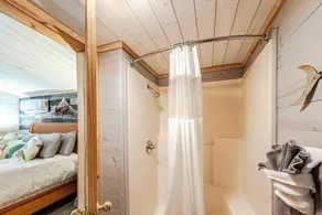 Tahiti at Island Breeze of CB Unique stay Design - Image 2