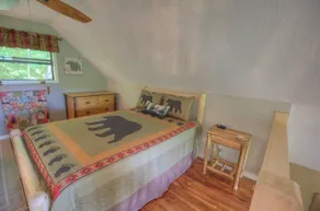 Fantastic long range Mountain Views and sunrises. - Image 3