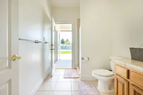 Golf Course View Home with Dual AC and SPA - Image 4