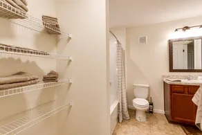 Oak Street #13 - Image 4