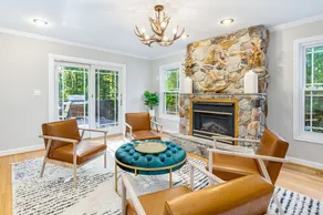 Escape the city to this Spacious and Clean 5BR / 3.5BA home with a Heated Pool and Spa on 8 Acres in Horse & Wine Country - Image 3