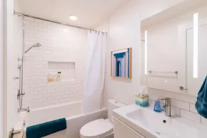 Quiet and Charming Seattle 2BR Walkable Location - Image 3