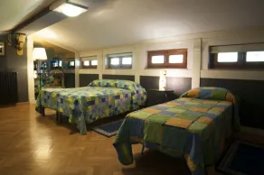 Villa in pietra con piscina immersa nel verde tra Arezzo e Firenze - Image 3