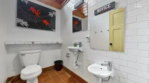 The Douglas Boathouse! Amazing location/ Sleeps 20 in comfort/ all ages friendly - Image 5