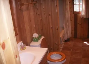 The Yardley Kash Cottage Getaway - Haliburton - Image 3