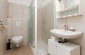 N&N Apartments and Rooms by Locap Group - Image 5