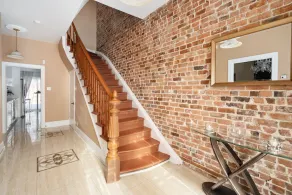 Heritage MTL 🔑 Huge 6Bedroom Waterfront Palace, Free Parking, Airport - Image 3