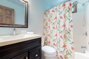 Luxurious home with hot tub for 7, game room, fireplace, central AC, & WD - Image 3