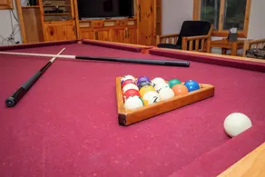 10-Acre Private Resort: Hot Tub & Pickleball - Image 4