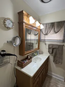 96 Spruce - Charming apartment in downtown Oneonta w/ hot tub - Image 4