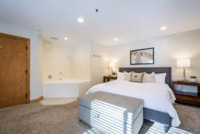 Brighton Chalet | Powder Hound 1 Bedroom - Image 2