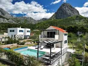 Gemütliches Ferienhaus mit beheiztem Pool, Garten, Terrasse, Grill, ruhiger Lage - Image 4