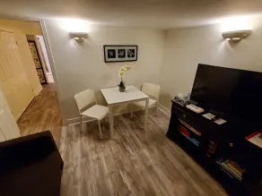 Charming home away from home with all the amenities - Image 4