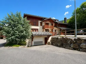 Appartement au pied des pistes avec piscine intérieure - Image 1
