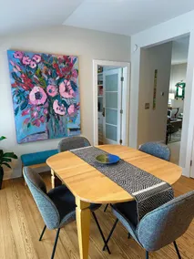 The perfect location! The Postcard Cottage in the heart of downtown Douglas.  - Image 5