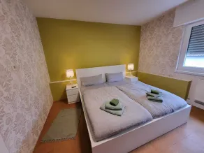 Large bright vacation apartment_only for private guests_ no fitters - Image 5