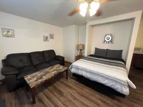 1 Bed 1 Bath Apartment at Northtowne Apartments! - Image 5
