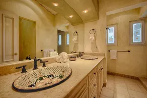Marche de la plage, 2700 SF Villa dans Pedregal, Ocean View & Piscine chauffée - Image 3