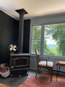 Perfect cabin getaway. 5mins from hiking trails & lake Waramaug - Image 2