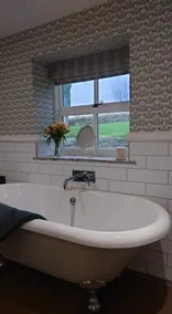 Inviting 1-Bed Cottage in Preston - Image 4