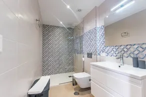 Amplio apartamento en Cómpeta con piscina y jacuzzi compartidos - Image 2