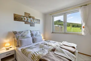 Apartamento 'Ayleen' con vistas a la montaña, terraza privada y wifi - Image 5