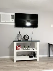Rhode Island Stylish Studio Duplex - Image 2
