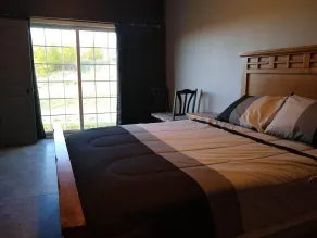 The \"Shouse\"- Take the road less traveled- for fun & relaxation in the country - Image 5