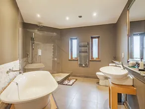 3 bedroom accommodation in Elswick, near Preston - Image 3