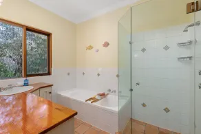 Elcott House ~ Carrickalinga - Charming Country Haven Metres from the Surf - Image 3