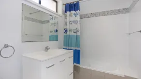 Barralong Beach House - Image 2