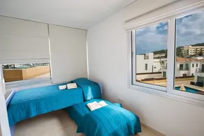 Apt. Tayla, Luksus 3BDR Protaras Apt. med fælles pool på Fig Tree Bay Beach - Image 2