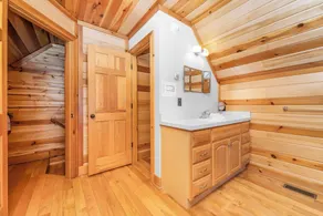 11 Acre Wood - Cabin getaway - fishing & swimming pond - hot tub - Image 4