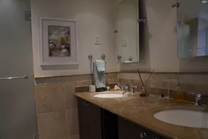 # dormitorio de cama / condominio de 3 baños en St. Lawrence gap. - Image 3