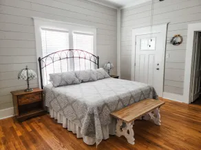 Country house minutes from Aggieland - Image 4