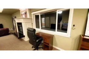 HUGE 1 BEDROOM APPARTMENT (910 sqft)! - Image 4