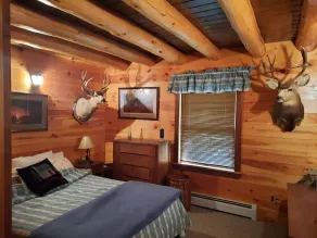 Beautiful 3 bedroom adirondack log cabin - Image 3