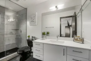Condo w/ Downtown Views - Image 3