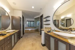 Parade of Homes triple award winning estate, short WALK TO SLOPES, sprawling modern luxury!! - Image 2
