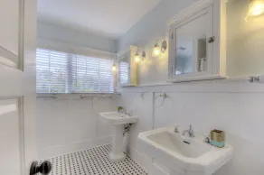 Belle maison de plage, près du village et de la plage, piscine privée, 14 personnes - Image 5