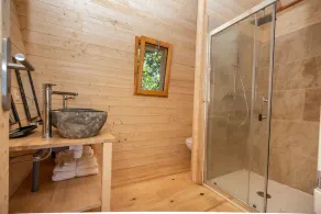 Cabin located in a natural environment, located between sea and mountain. - Image 3