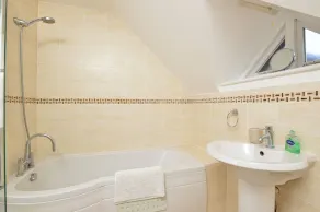 THE BEACH HOUSE, pet friendly, character holiday cottage in Beer - Image 2