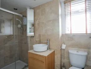 BRAMBLE BANK, pet friendly, country holiday cottage in Harlech - Image 2