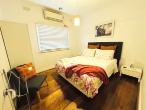 ABODE ON ADENEY FREE WIFI / PET FRIENDLY - Image 5