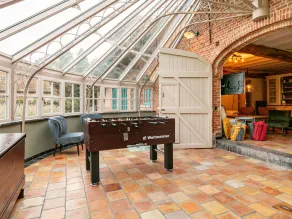Country house with garden for families - Image 2