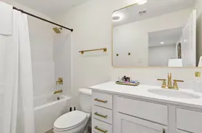 Magazine Inn - Image 4