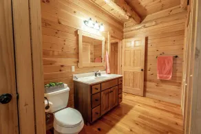 Log cabin in Amish country - Image 5